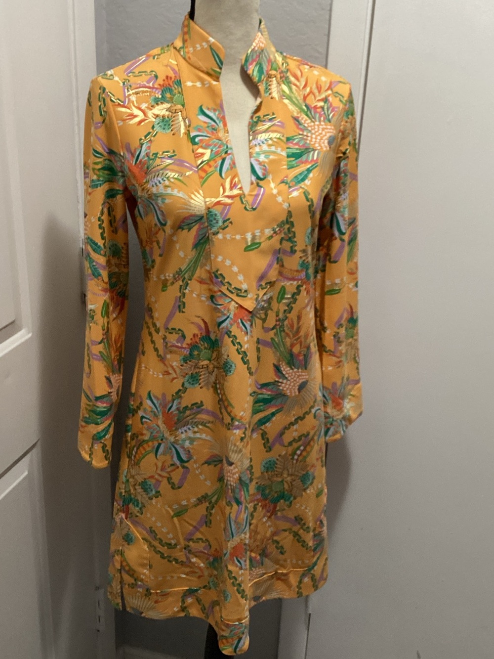 Jude Connally Yellow Floral Split V Tunic